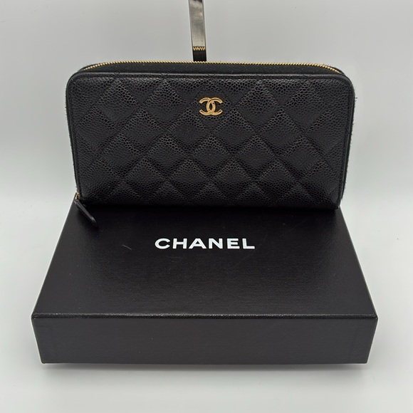 CHANEL CC GOLD HARDWARE BLACK QUILTED ZIP AROUND CAVIAR WALLET WITH BOX - Picture 1 of 17
